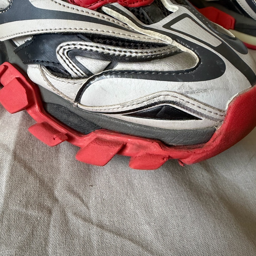 Balenciaga Track 2 Men's Red and Black Sneakers - Picture 10 of 12